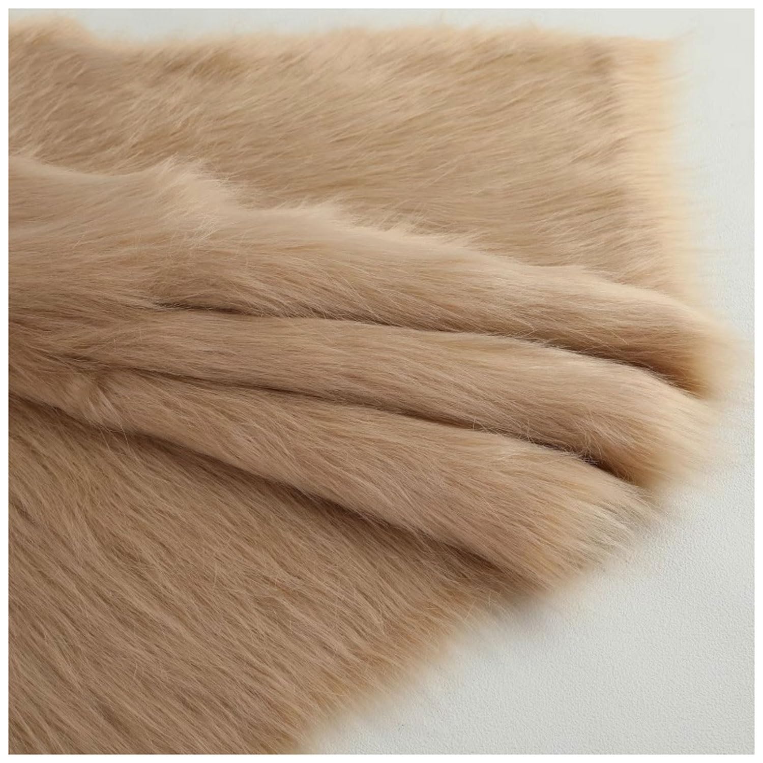 Amazon | BRUAOWJF フェイクファー生地 - ブラウン 50x50cm プレカット